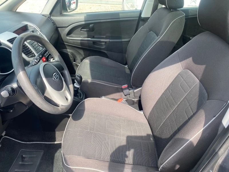 Kia Venga 1.4, снимка 9 - Автомобили и джипове - 40817448