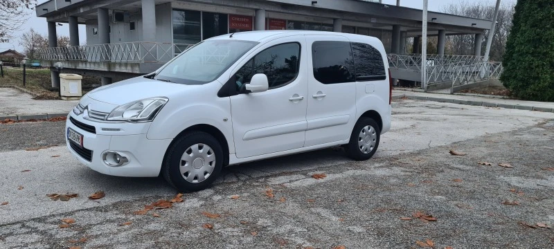 Citroen Berlingo 1.6HDI-90k.c LED-FACELIFT-EВРО-5В!, снимка 8 - Автомобили и джипове - 44970854