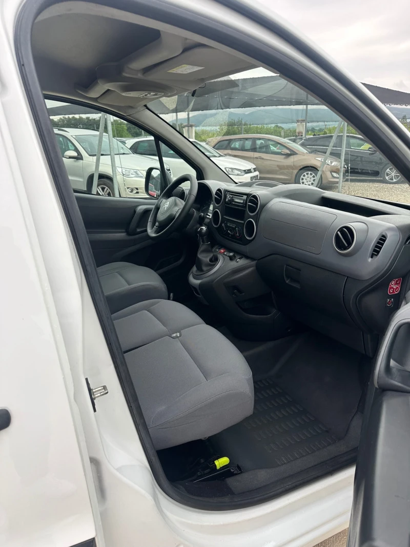 Citroen Berlingo 1.6/90кс ЕВРО5 МАКСИ 132000км Сервизни документи , снимка 14 - Автомобили и джипове - 45806955