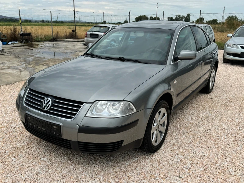 VW Passat 1.6i Климатроник, Подгрев, Люк, снимка 1 - Автомобили и джипове - 46471517