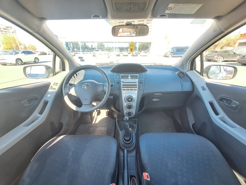 Toyota Yaris, снимка 8 - Автомобили и джипове - 47876232