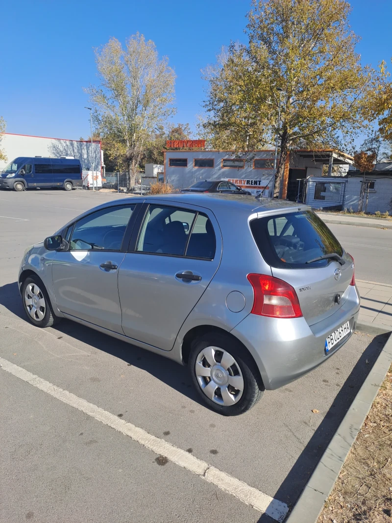 Toyota Yaris, снимка 3 - Автомобили и джипове - 47876232