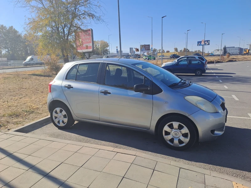 Toyota Yaris, снимка 6 - Автомобили и джипове - 47876232