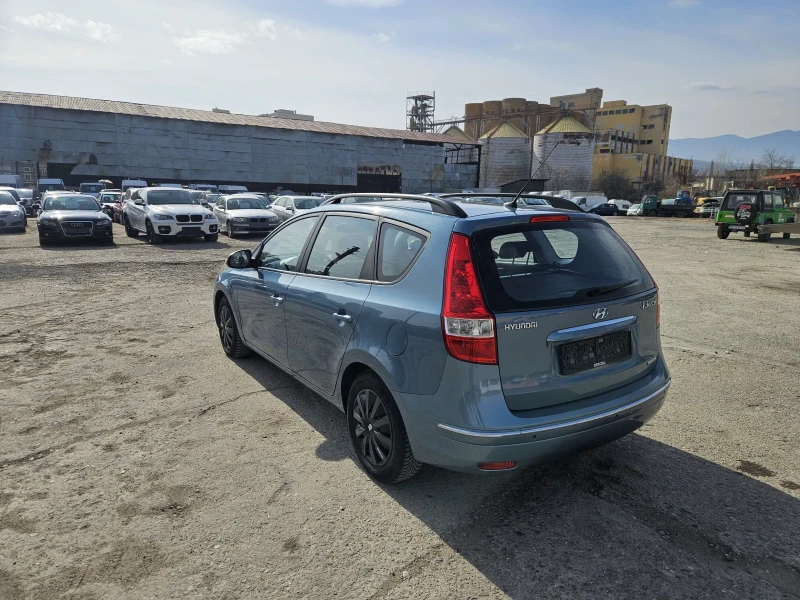 Hyundai I30 1.6crdi клима, снимка 6 - Автомобили и джипове - 49134611