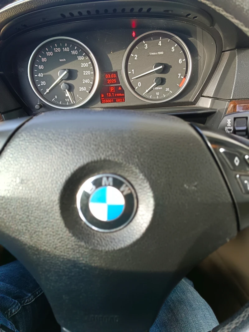 BMW 525, снимка 13 - Автомобили и джипове - 49598616