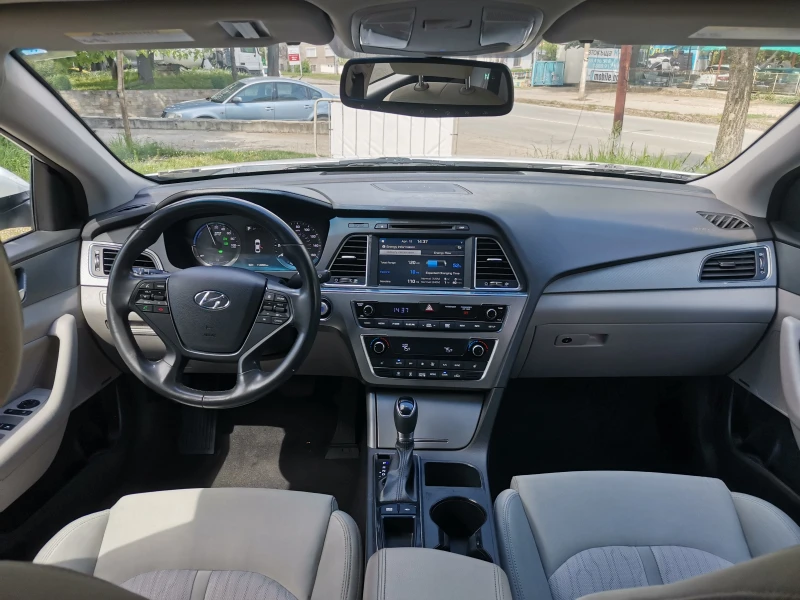 Hyundai Sonata 2.0i plugin hybrid, снимка 7 - Автомобили и джипове - 52191616