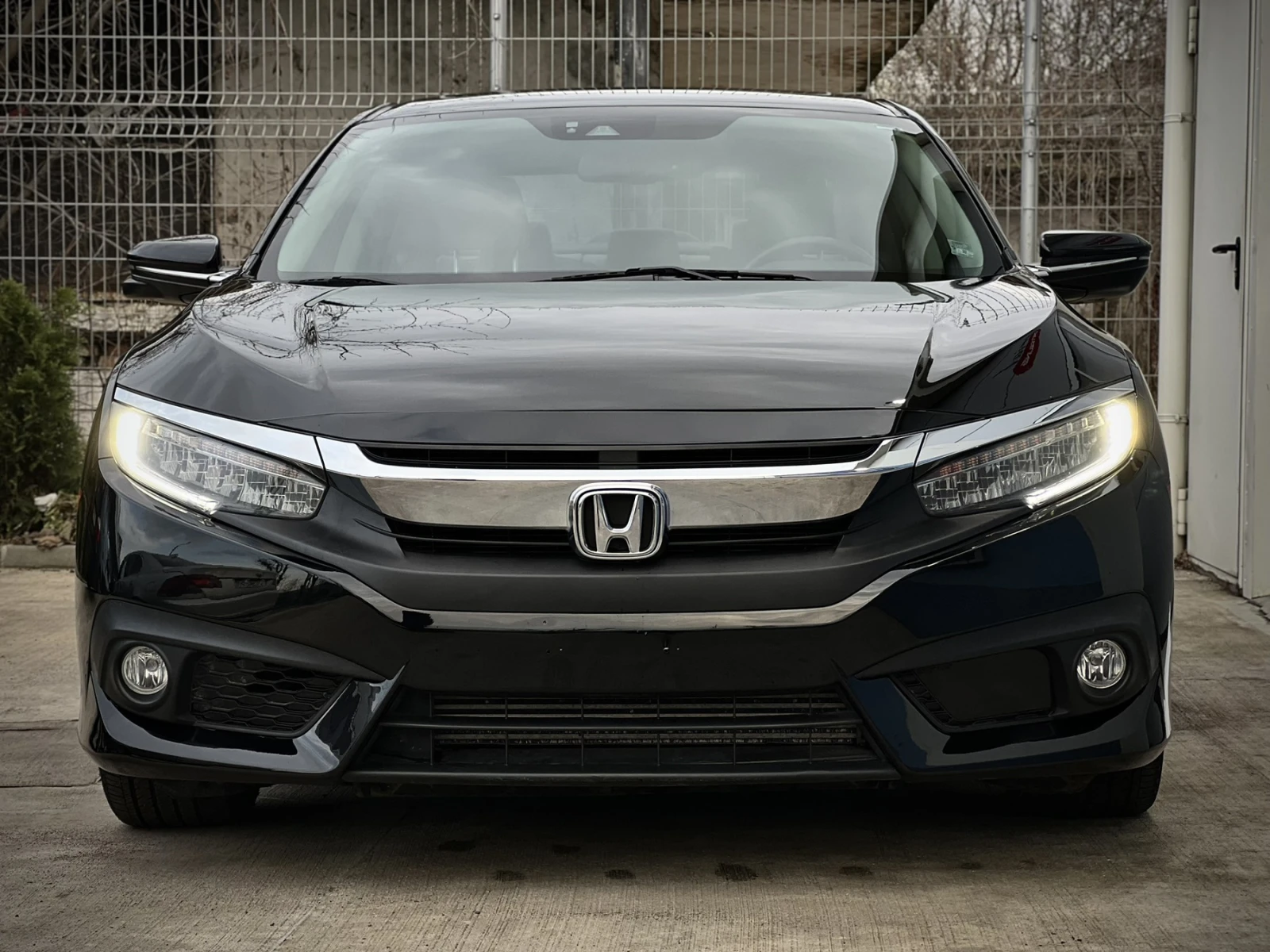 Honda Civic TOURING, снимка 1