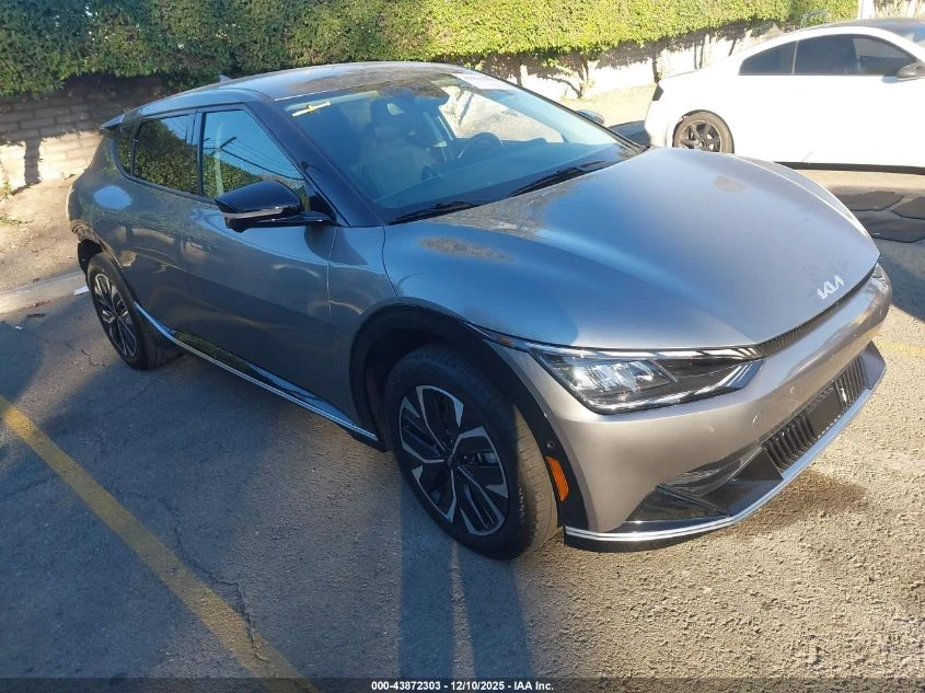 Kia EV6 U   U 4X2 Drive, снимка 1