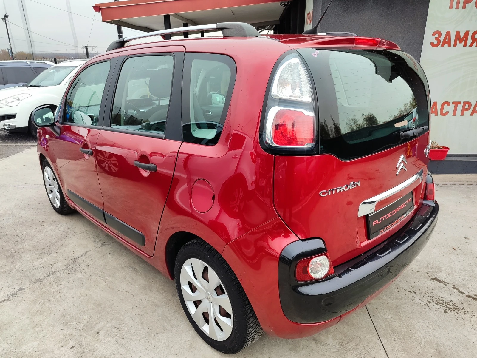 Citroen C3 Picasso 1.4i 95k.c Euro4 - изображение 6