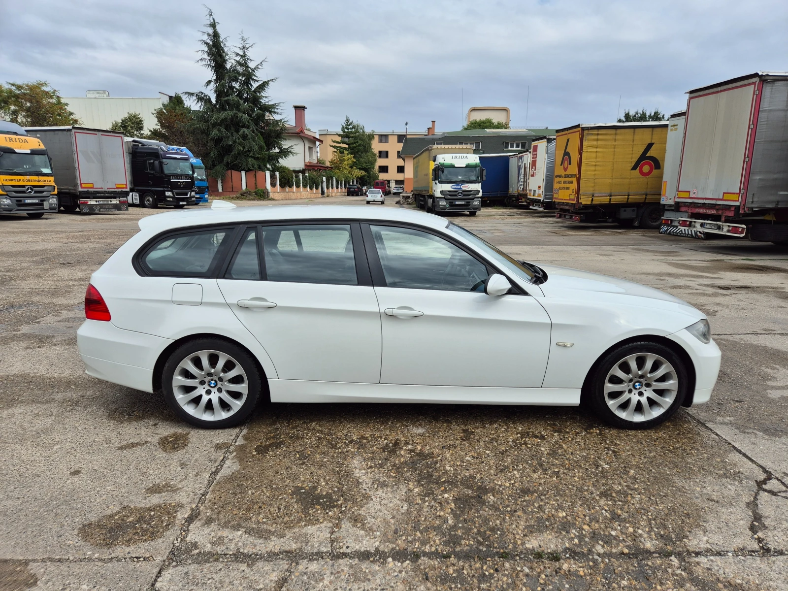 BMW 320 2.0D-Италия - изображение 4