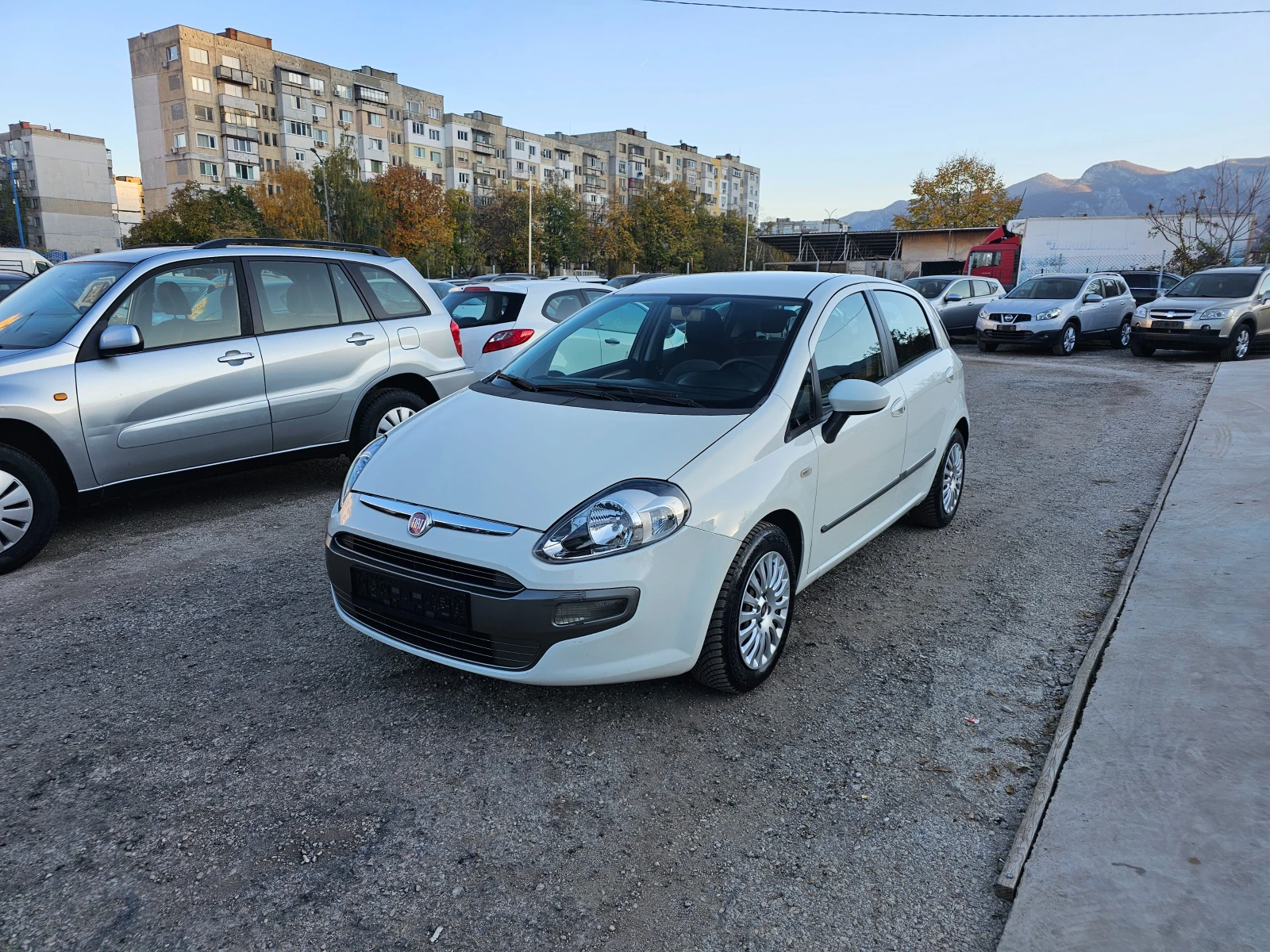 Fiat Punto 1.3 MultiJet-EVO - изображение 2