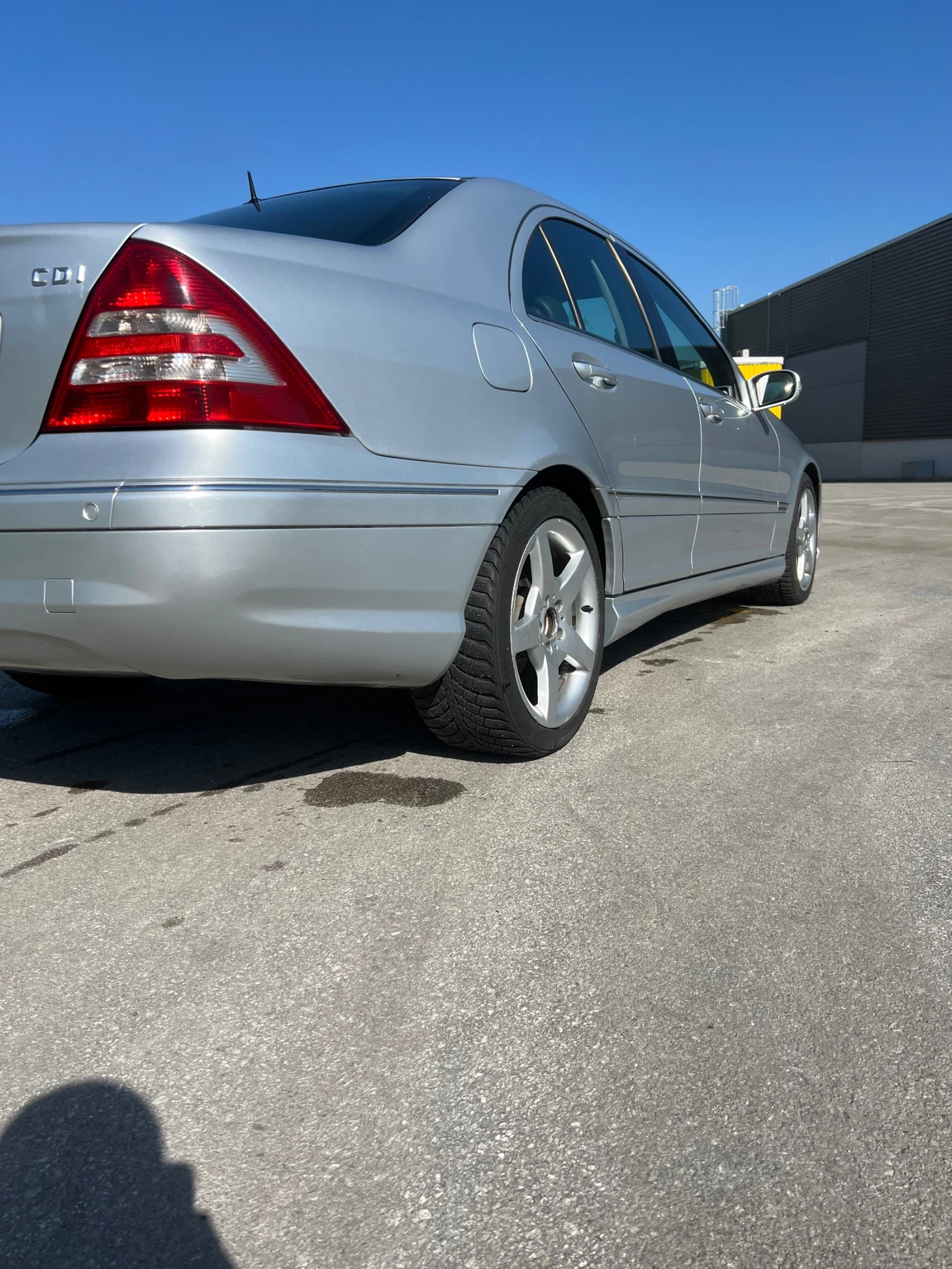 Mercedes-Benz C 320  - изображение 7