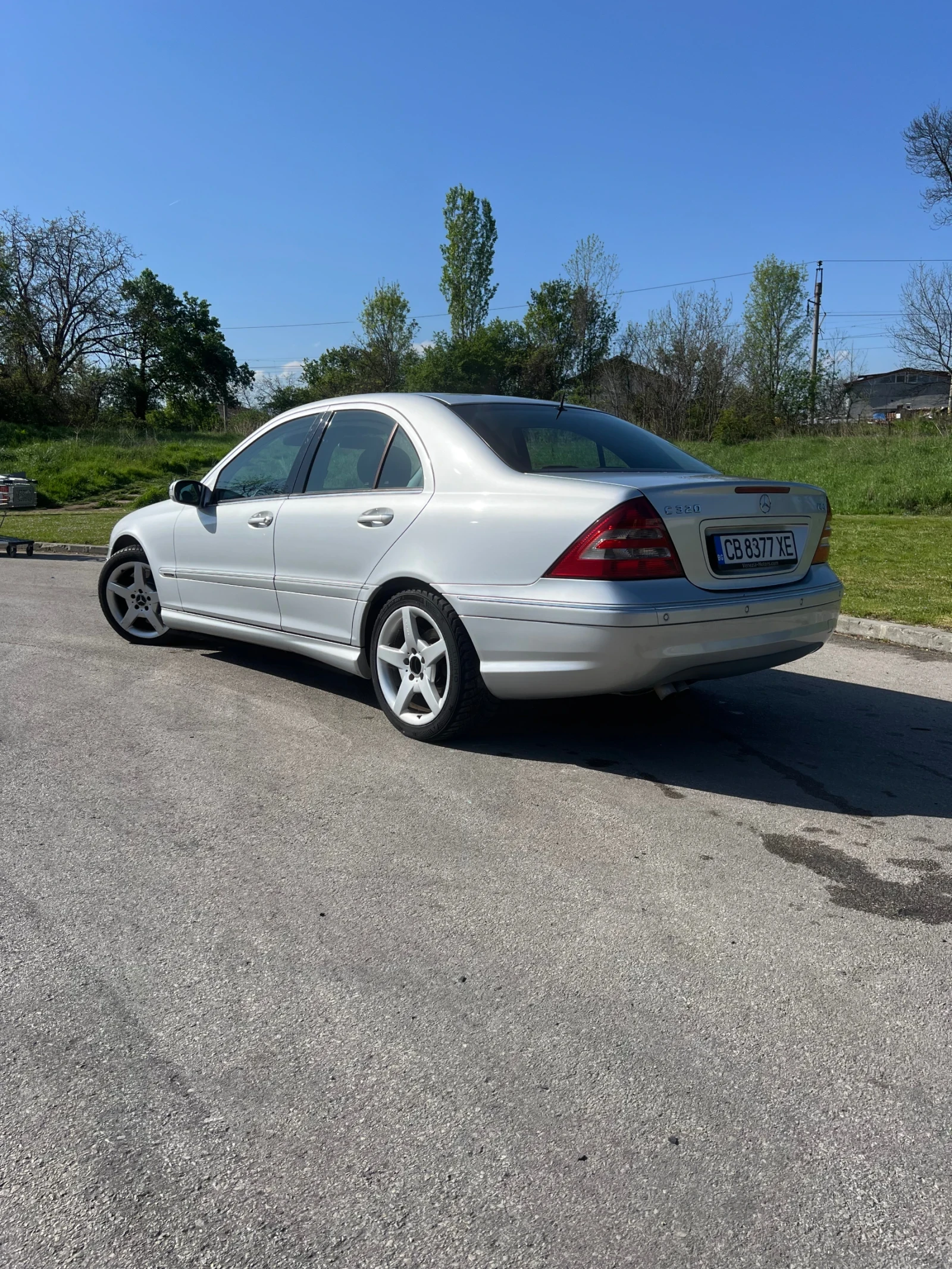 Mercedes-Benz C 320  - изображение 4