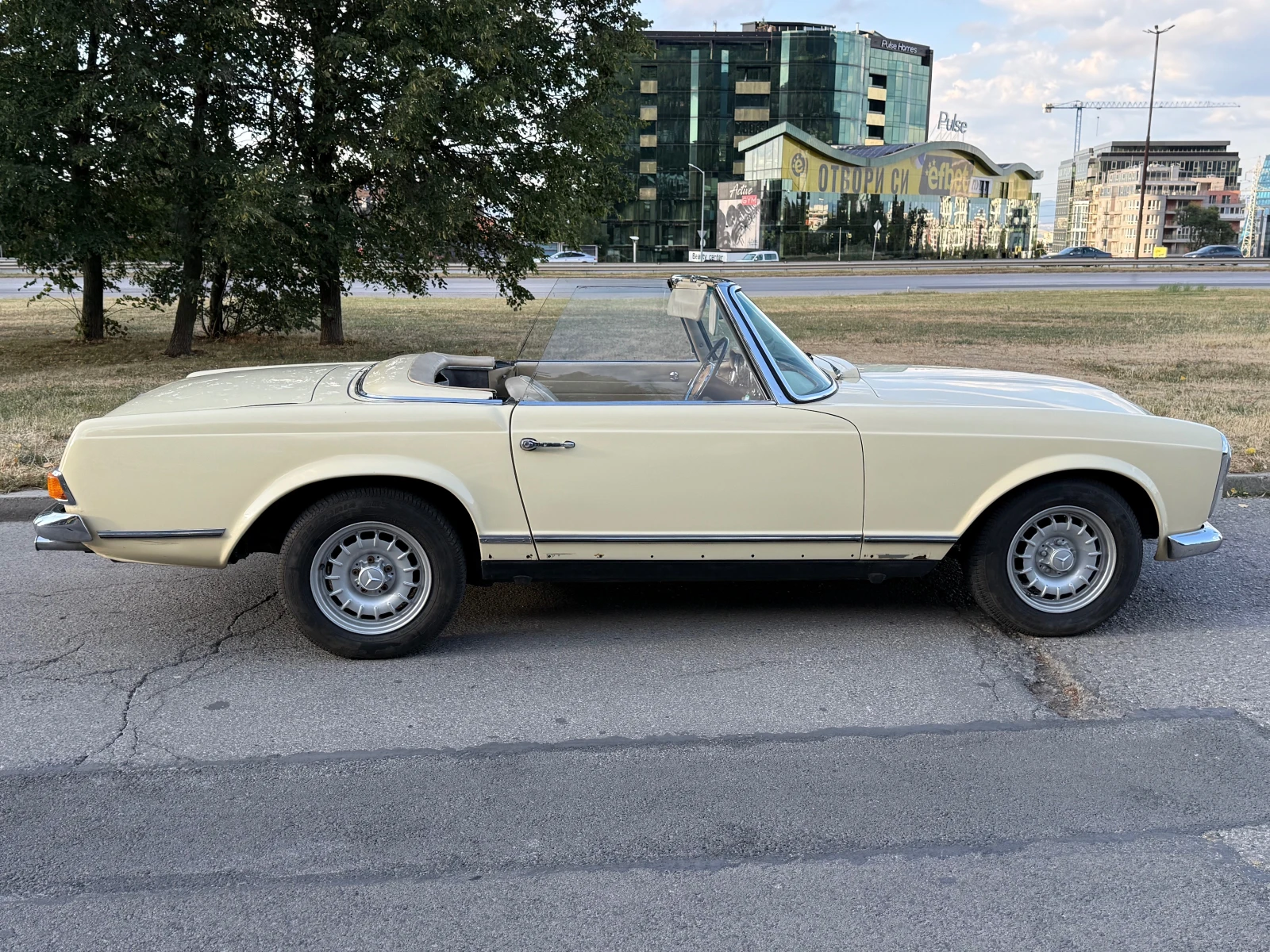 Mercedes-Benz SL 230 SL Pagoda - изображение 3