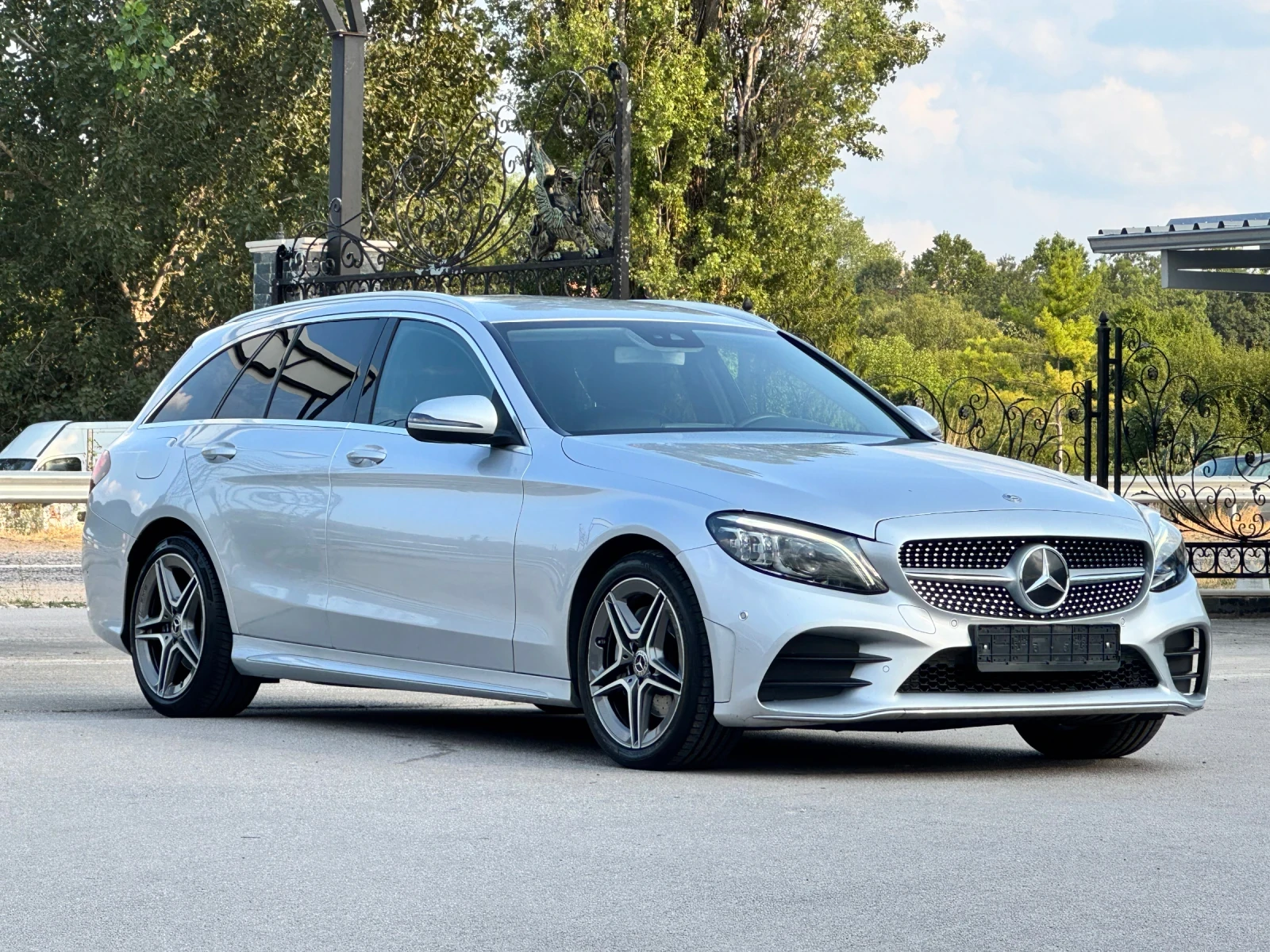 Mercedes-Benz C 220 4Matic DIGITAL AMG - изображение 6