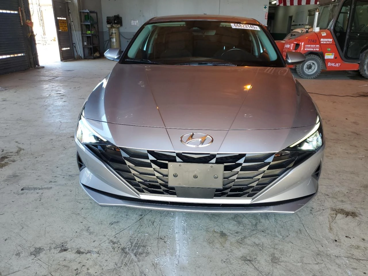 Hyundai Elantra Подгрев* Дигитално табло* Климатроник - изображение 5