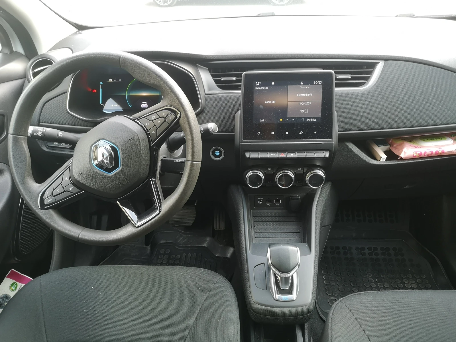 Renault Zoe  - изображение 6