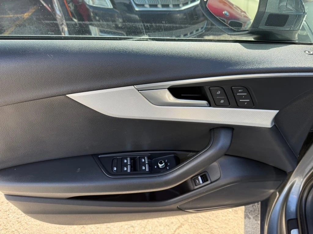Audi A4 * PROGRESSIV QUATTRO AWD NAVI SUNROOF R.CAM! * CAR | Mobile.bg � ����������� 7