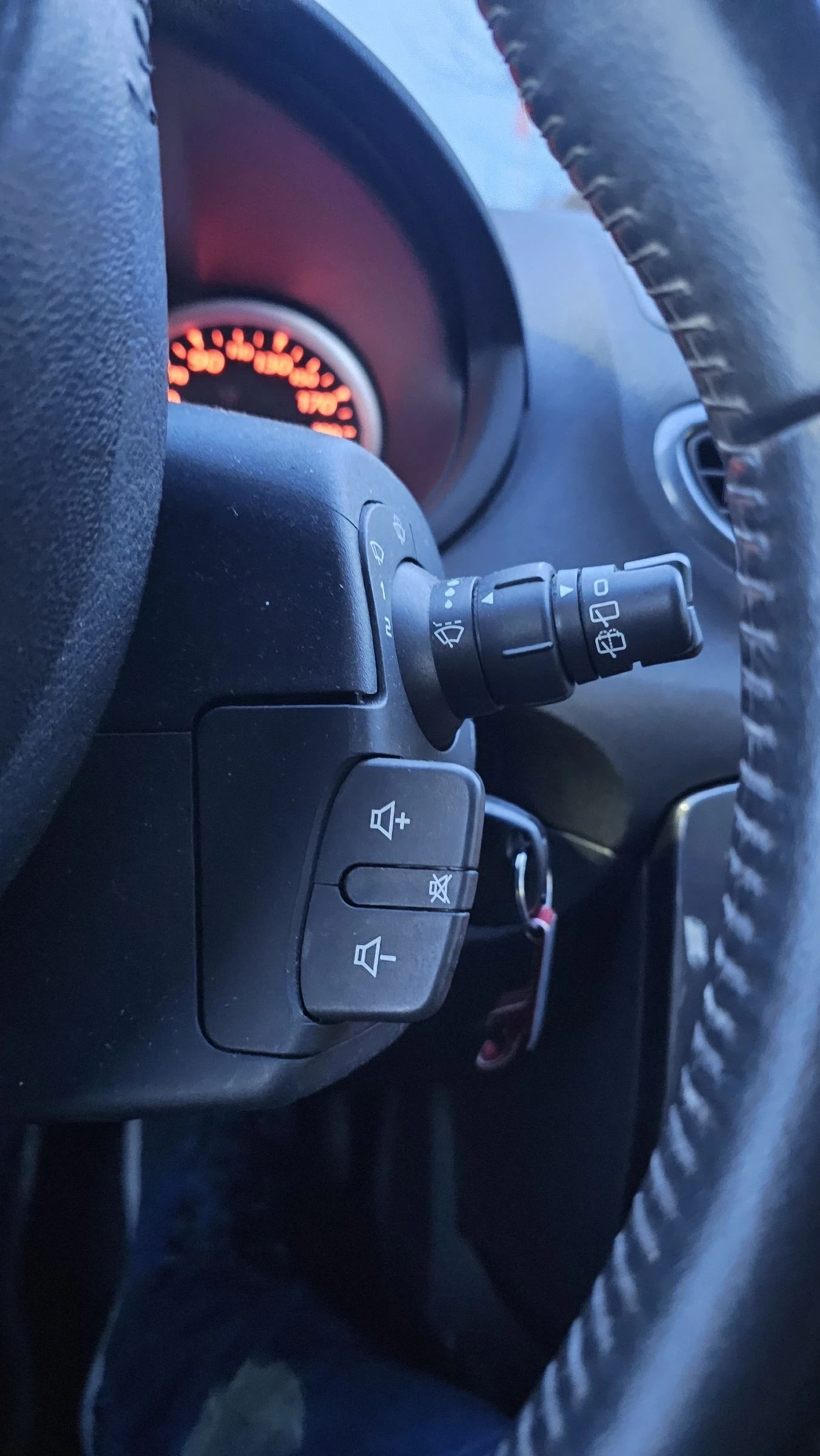 Renault Clio 1.2i 16V 100 000KM ��������� | Mobile.bg � ����������� 13