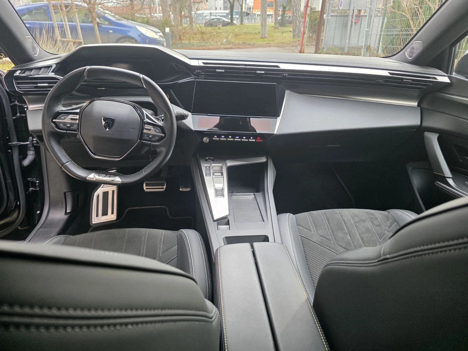 Peugeot 408 GT 1.6 plug-in hybrid e-EAT8 EURO 6.4 , снимка 9 - Автомобили и джипове - 53745345