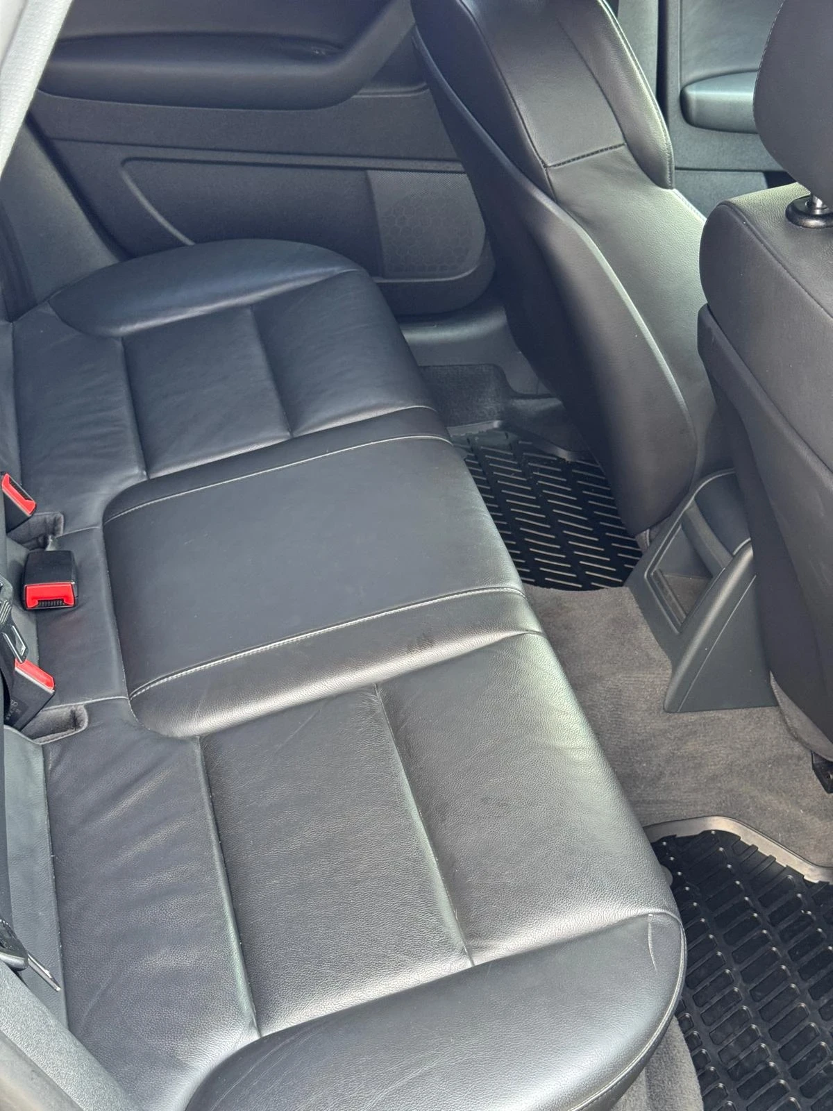 Audi A3 1.8 TFSI, снимка 12 - Автомобили и джипове - 54220021