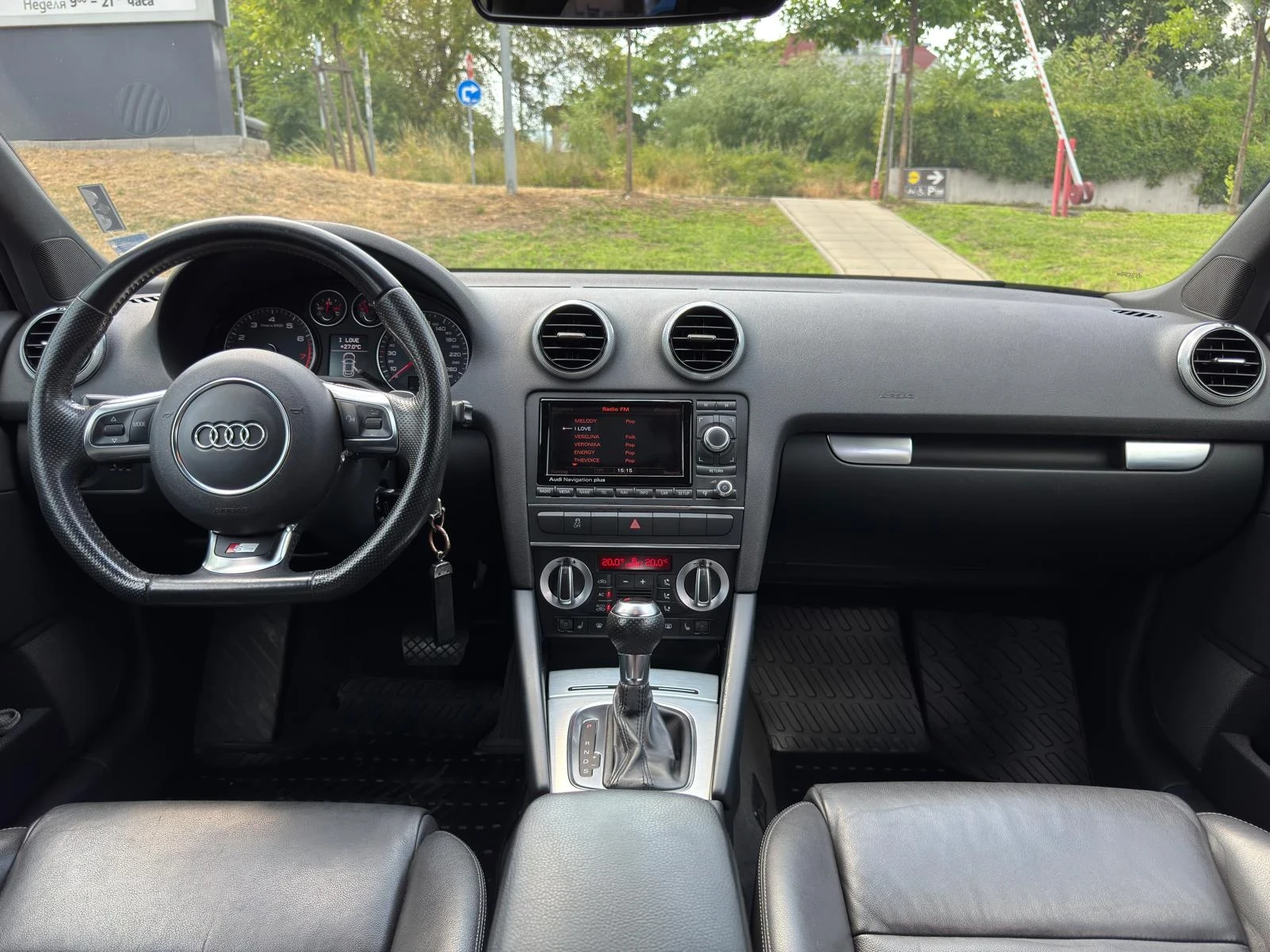 Audi A3 1.8 TFSI, снимка 14 - Автомобили и джипове - 54220021