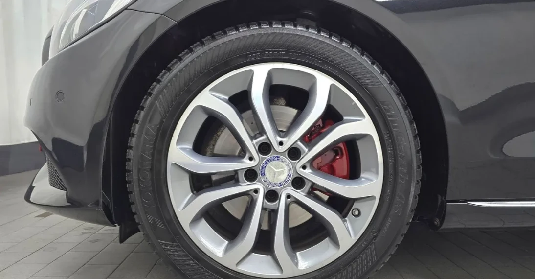 Mercedes-Benz C 220 C220D AVANGARDE, снимка 5 - Автомобили и джипове - 54501306