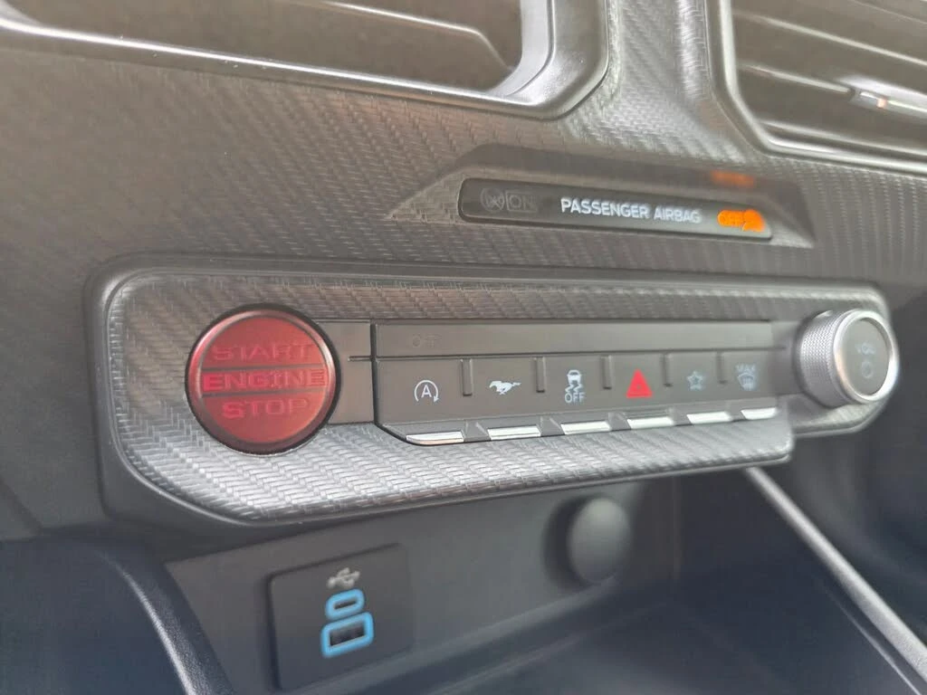 Ford Mustang GT Premium Fastback RWD, снимка 17 - Автомобили и джипове - 54568839