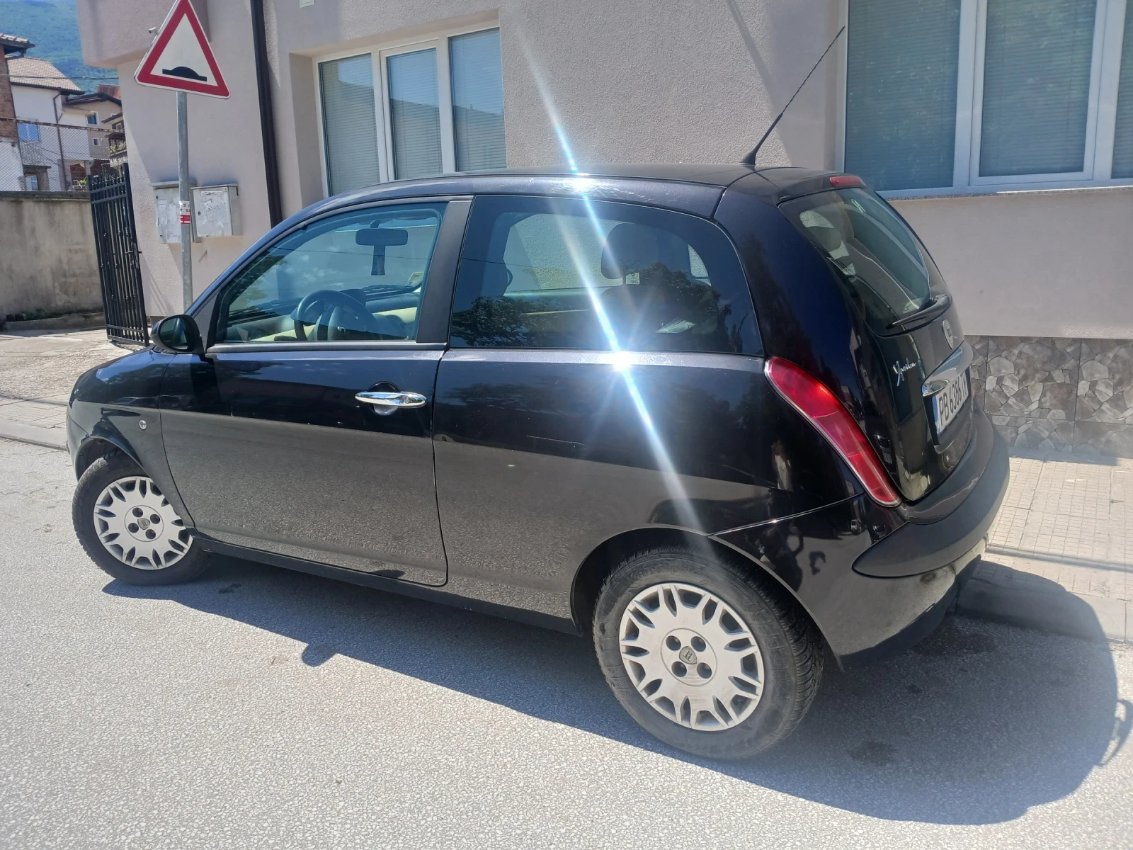 Lancia Ypsilon, снимка 3 - Автомобили и джипове - 54810615