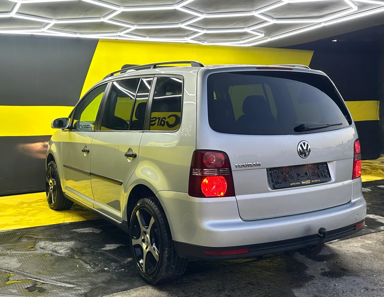 VW Touran Facelift/Germany/7 места, снимка 5 - Автомобили и джипове - 55131328