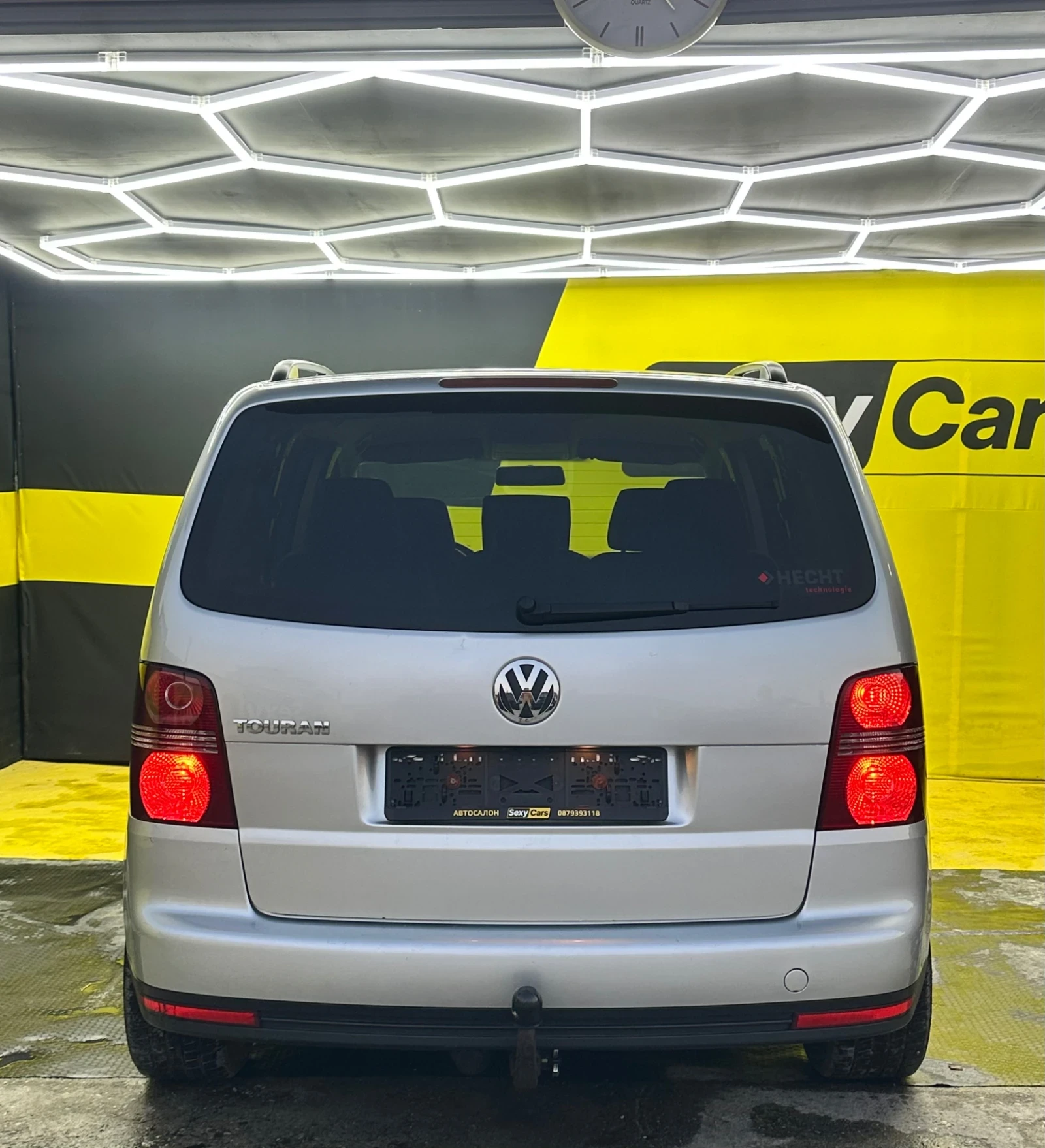 VW Touran Facelift/Germany/7 места, снимка 6 - Автомобили и джипове - 55131328