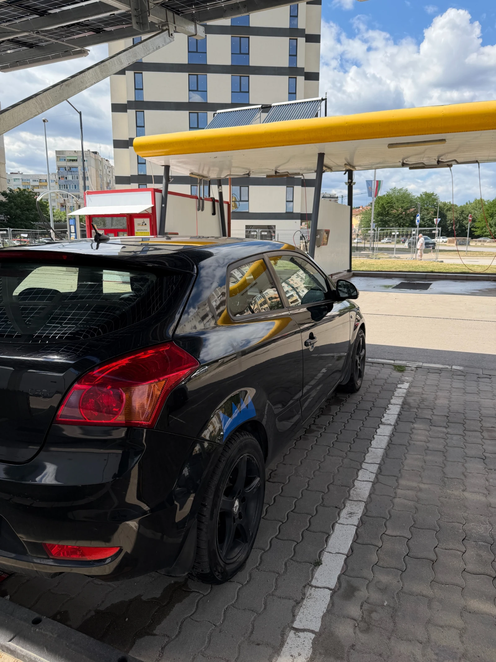 Kia Ceed 1.6 / 126 к.с. / Топ цена, снимка 4 - Автомобили и джипове - 55172420