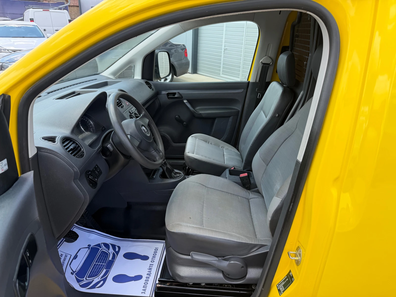 VW Caddy 2.0TDI Дълга база , снимка 9 - Автомобили и джипове - 55393722