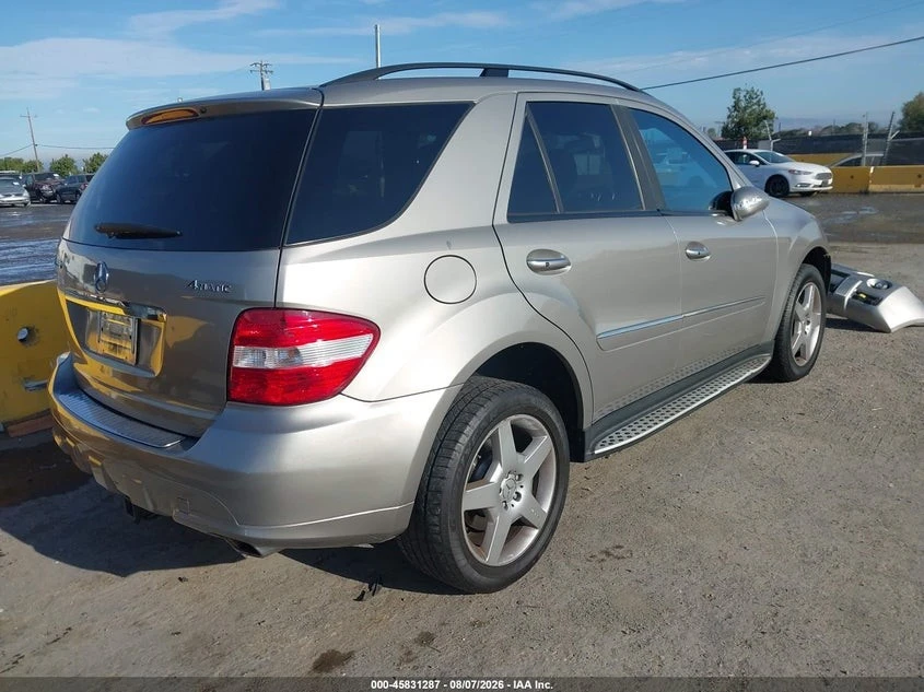 Mercedes-Benz ML 550 5.5L V-8 DOHC, VVT, PREMIUM , 388HP* КЛИП НА МОТОР, снимка 4 - Автомобили и джипове - 55678967