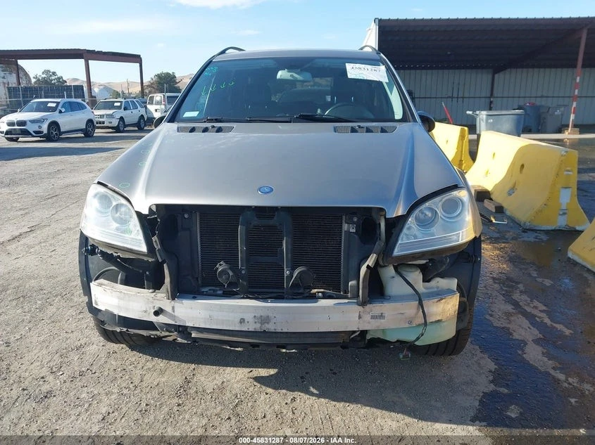 Mercedes-Benz ML 550 5.5L V-8 DOHC, VVT, PREMIUM , 388HP* КЛИП НА МОТОР, снимка 6 - Автомобили и джипове - 55678967
