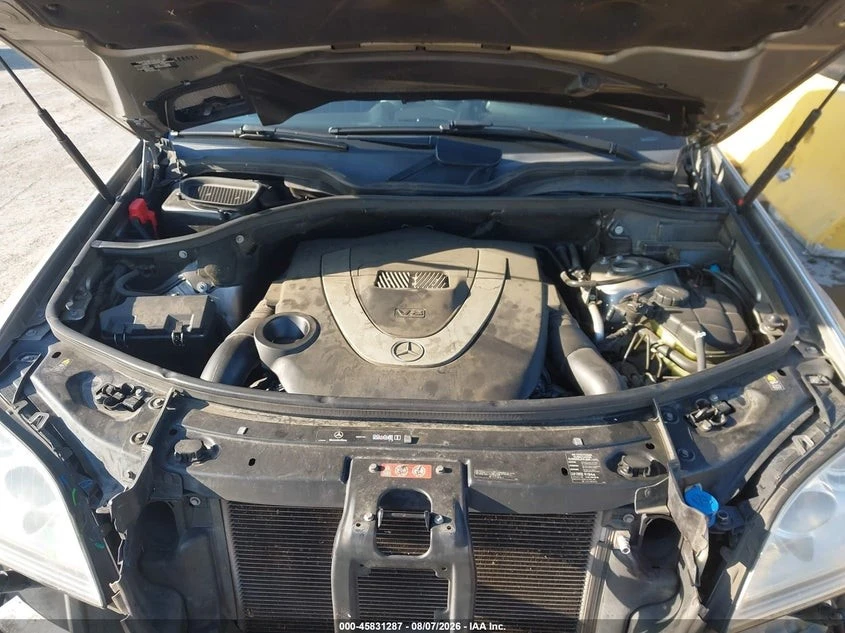 Mercedes-Benz ML 550 5.5L V-8 DOHC, VVT, PREMIUM , 388HP* КЛИП НА МОТОР, снимка 9 - Автомобили и джипове - 55678967