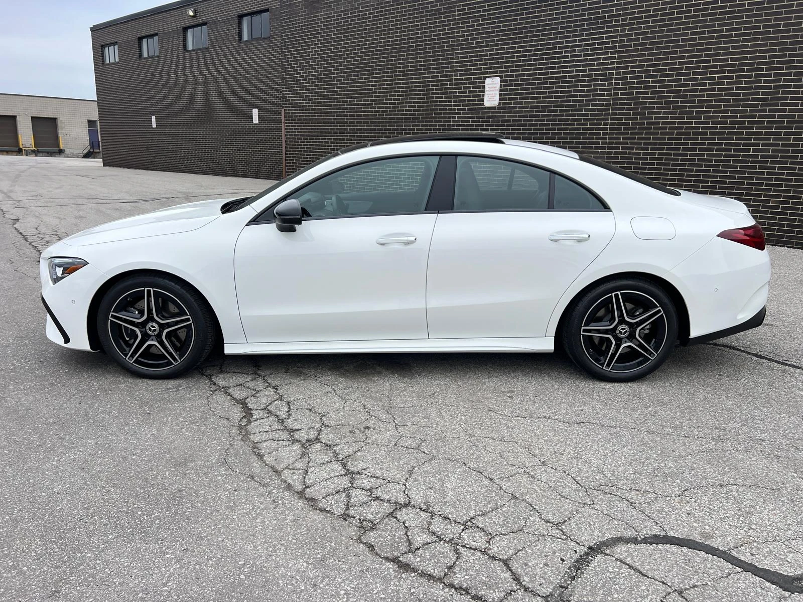 Mercedes-Benz CLA 250, снимка 2 - Автомобили и джипове - 55689221