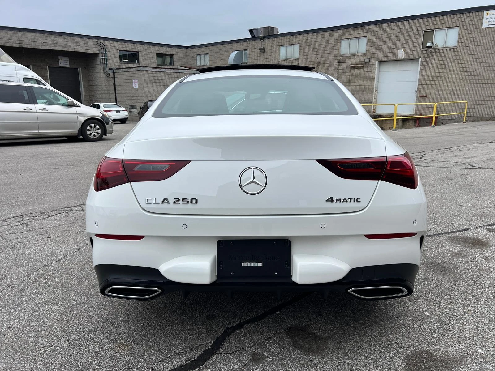 Mercedes-Benz CLA 250, снимка 4 - Автомобили и джипове - 55689221