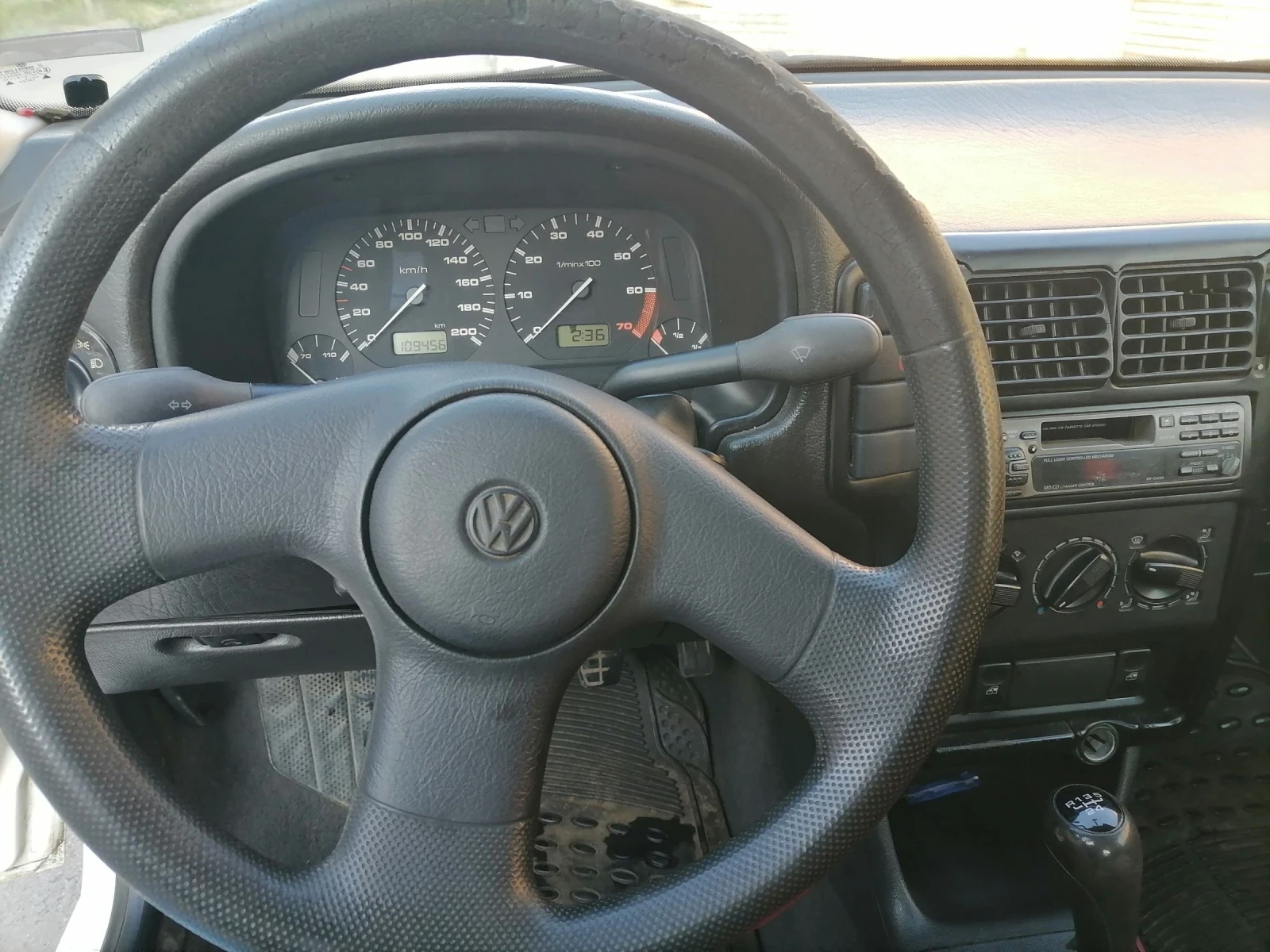 VW Polo 1.3 55кс, снимка 6 - Автомобили и джипове - 55694697