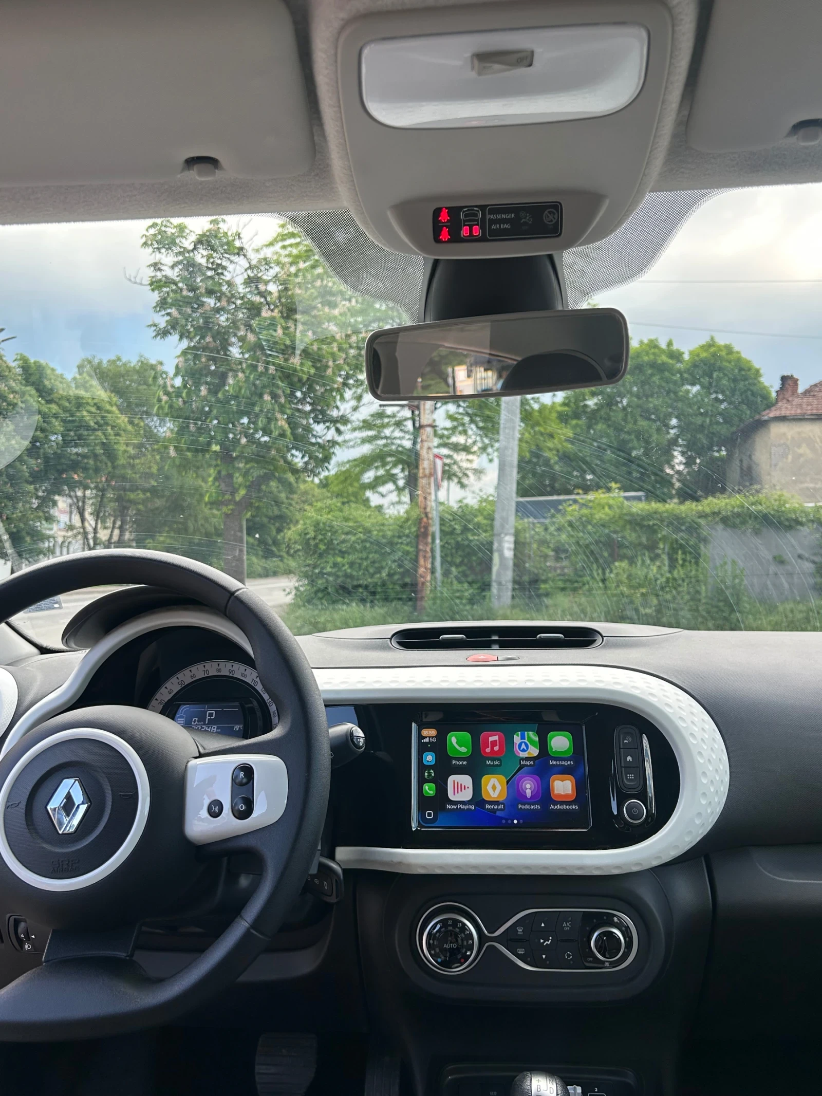 Renault Twingo, снимка 11 - Автомобили и джипове - 55777844
