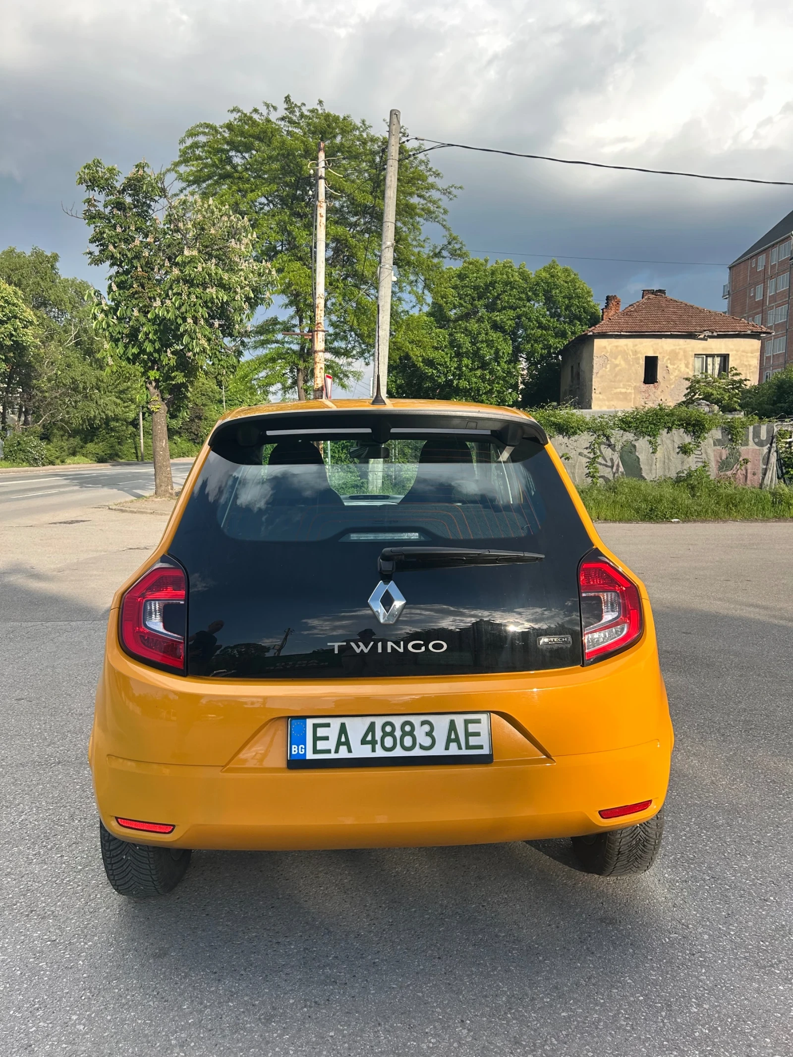 Renault Twingo, снимка 4 - Автомобили и джипове - 55777844