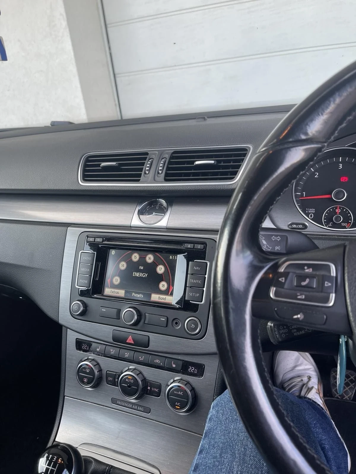 VW Passat 2.0 TDI, снимка 4 - Автомобили и джипове - 56274124