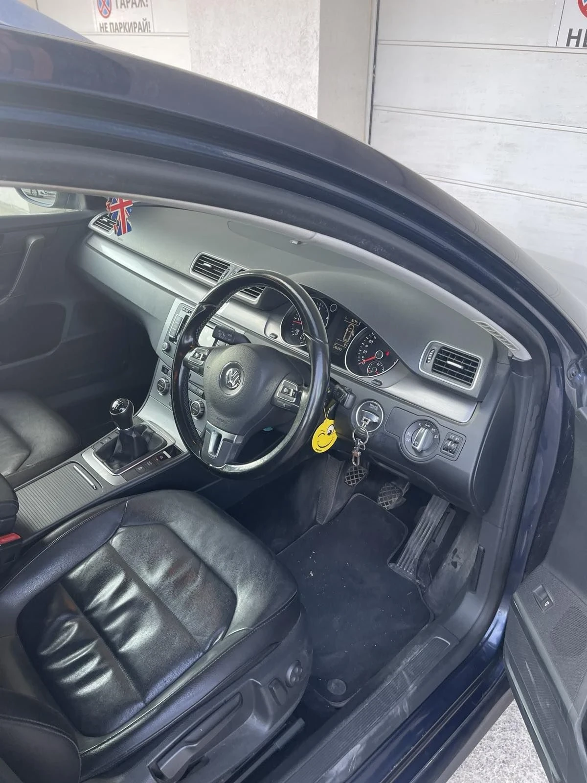 VW Passat 2.0 TDI, снимка 2 - Автомобили и джипове - 56274124