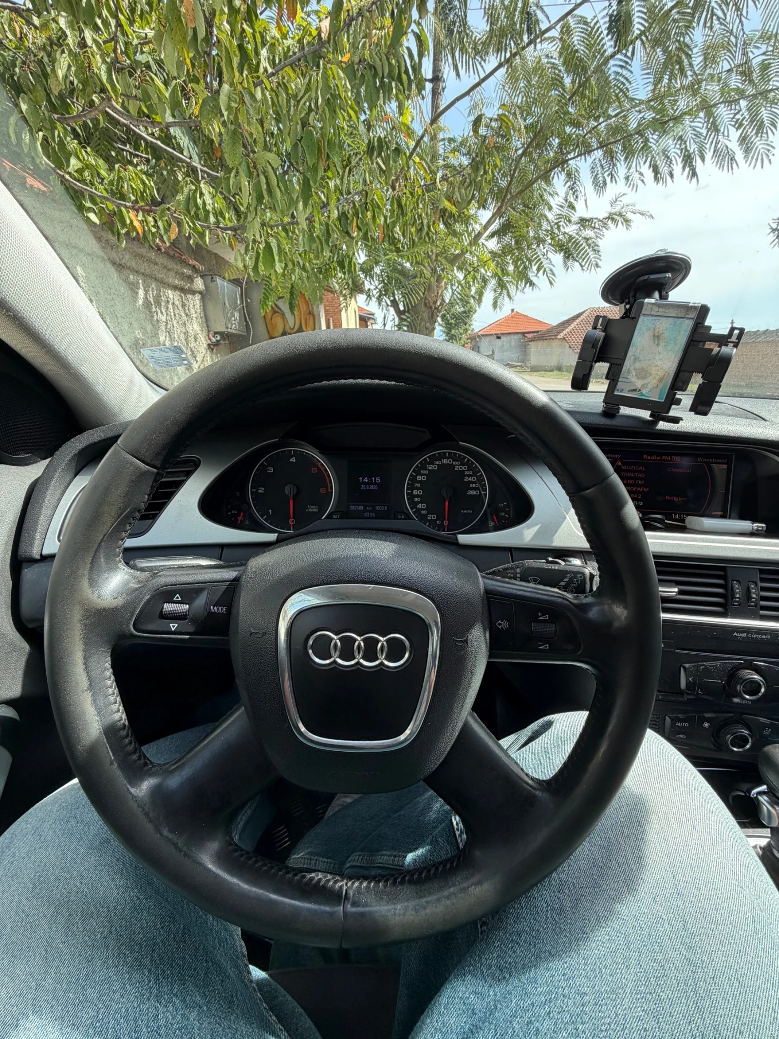Audi A4, снимка 3 - Автомобили и джипове - 56415777