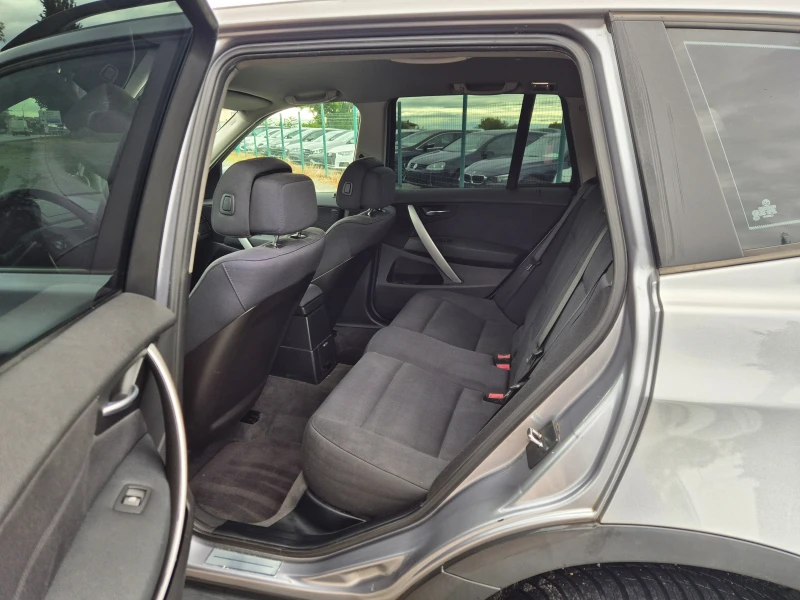 BMW X3 2.0d Автомат, снимка 12 - Автомобили и джипове - 46968818