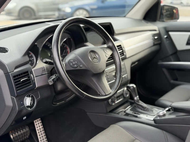 Mercedes-Benz GLK  220 CDI 4 MATIC / AVTOMAT / NAVI, снимка 7 - Автомобили и джипове - 52380000