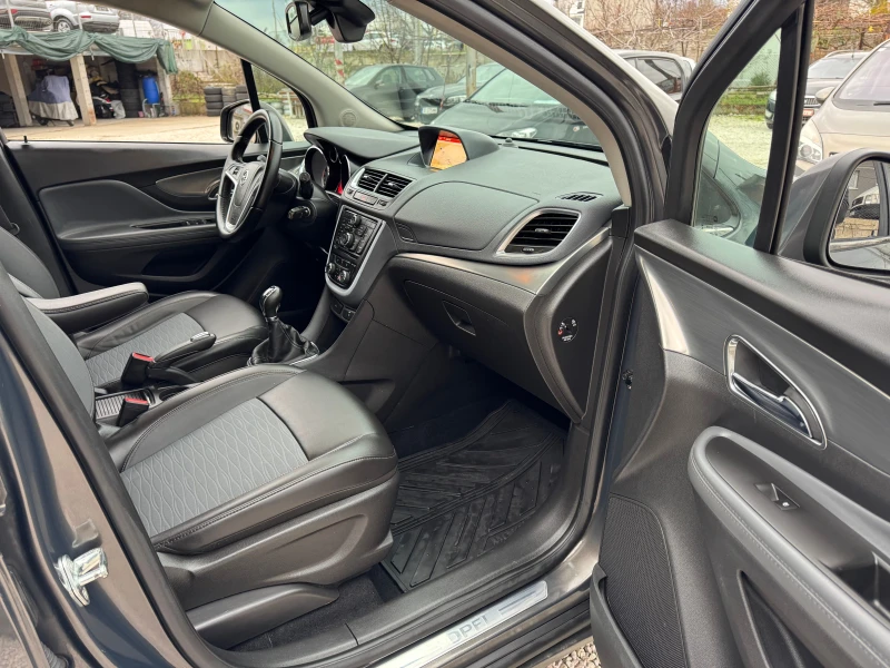 Opel Mokka ПЕРФЕКТНА, снимка 16 - Автомобили и джипове - 52664744