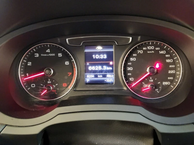 Audi Q3 * PROGRESSIV * CARFAX * ЦЕНА ДО БГ, снимка 9 - Автомобили и джипове - 52898770