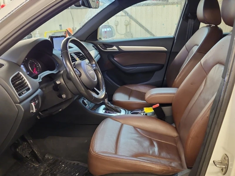 Audi Q3 * PROGRESSIV * CARFAX * ЦЕНА ДО БГ, снимка 5 - Автомобили и джипове - 52898770