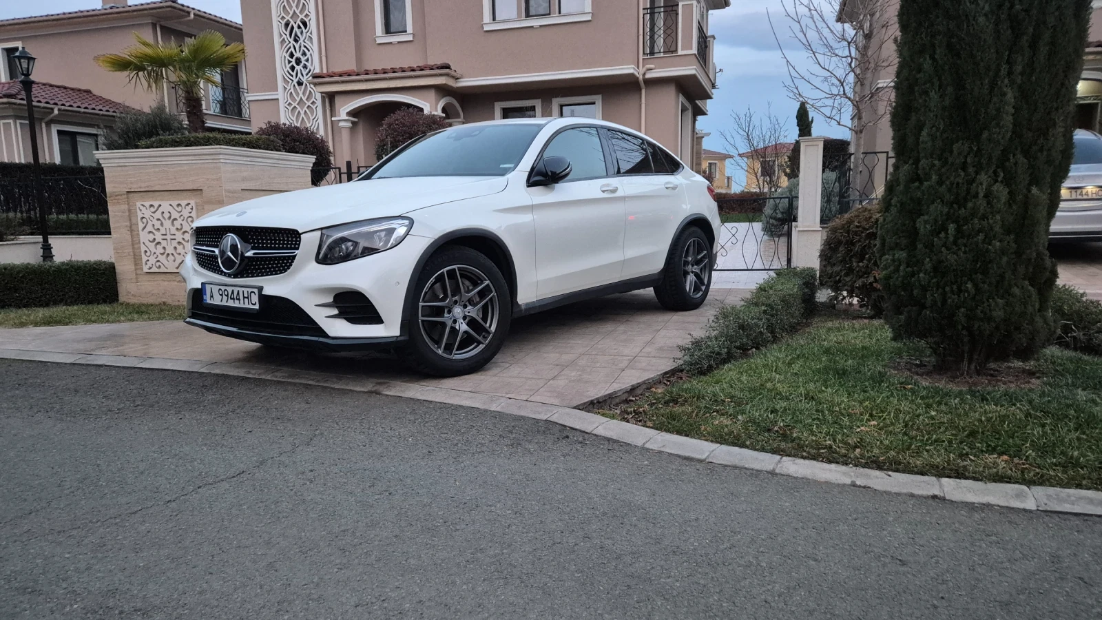 Mercedes-Benz GLC 250  - изображение 2